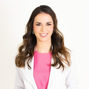 Dra. Camila André Antunes | CRM 5802-5 | RQE 1576