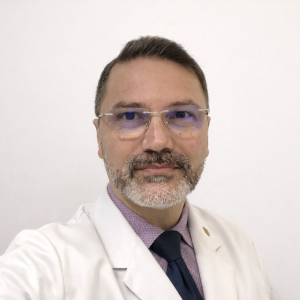 Dr. Edison Barreto de Souza | CRM 2961 | RQE 7422