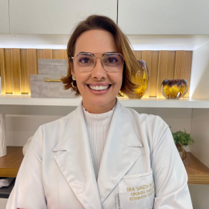 Dra. Sanzia Pereira Bezerra de Melo | CRM 4097 | RQE 4744/4745